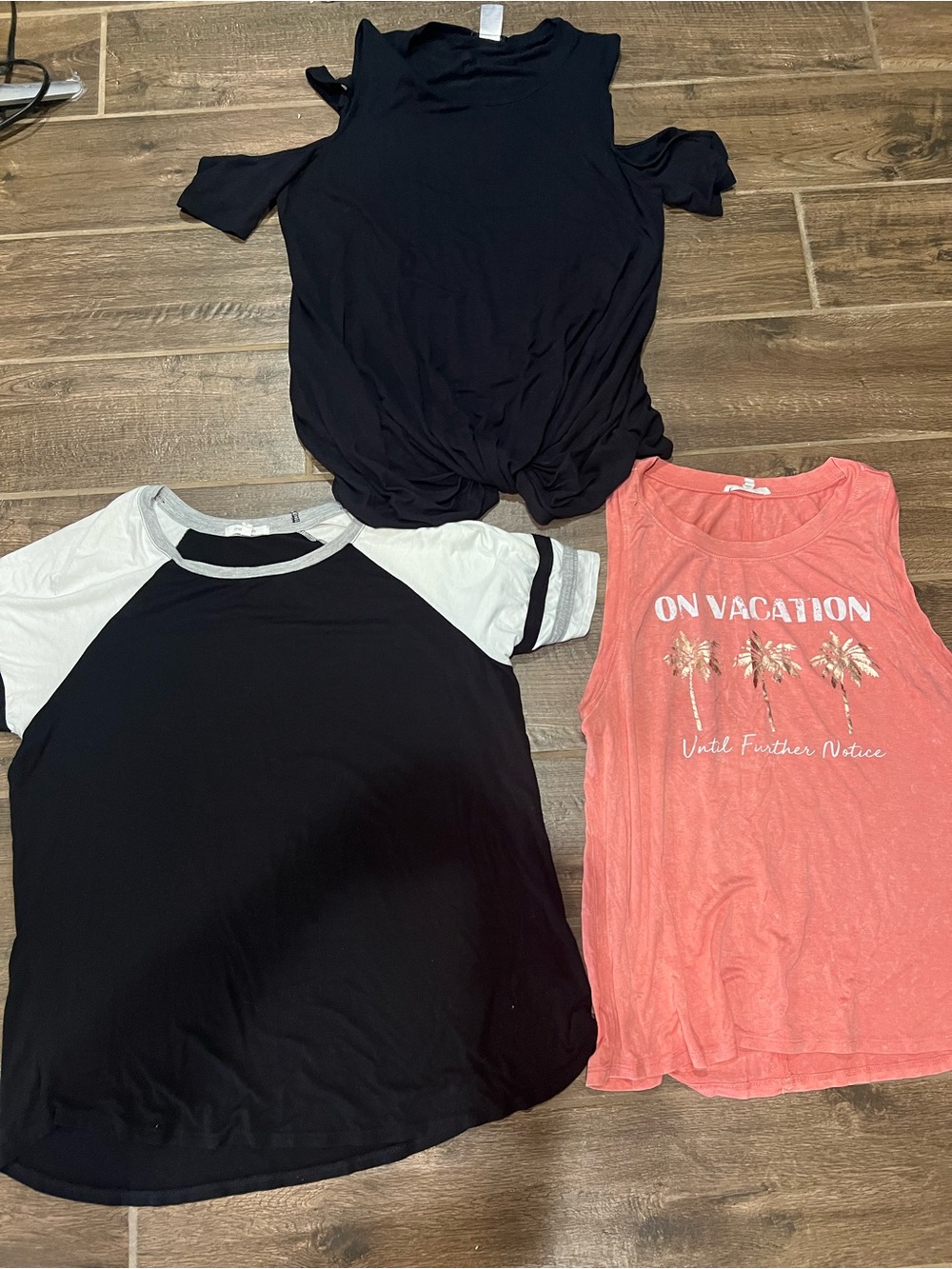 Women’s L/XL Shirt bundle.